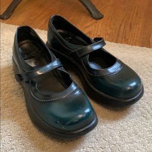 Dansko Maryjanes